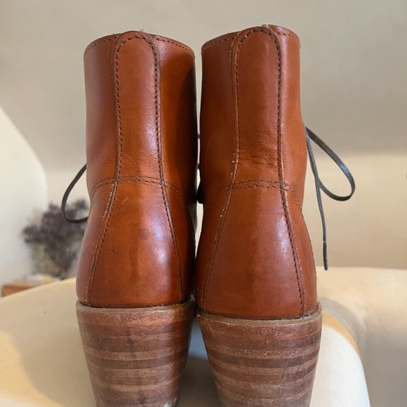 Redwing Clara Heritage Boot in Oro Legacy Leather 8.5 - Picture 5 of 9
